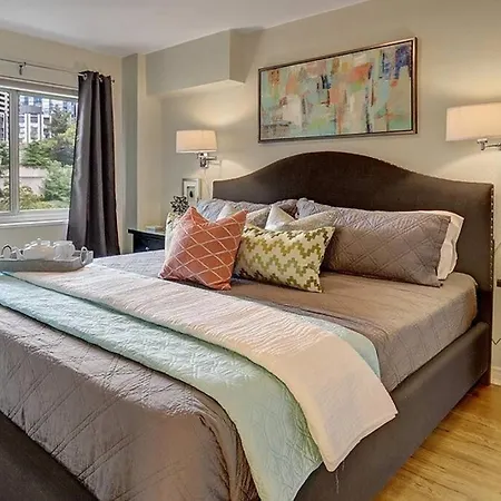 Villa Eclectic Downtown & Cap Hill King Bed & Kitchen à Seattle Extérieur photo