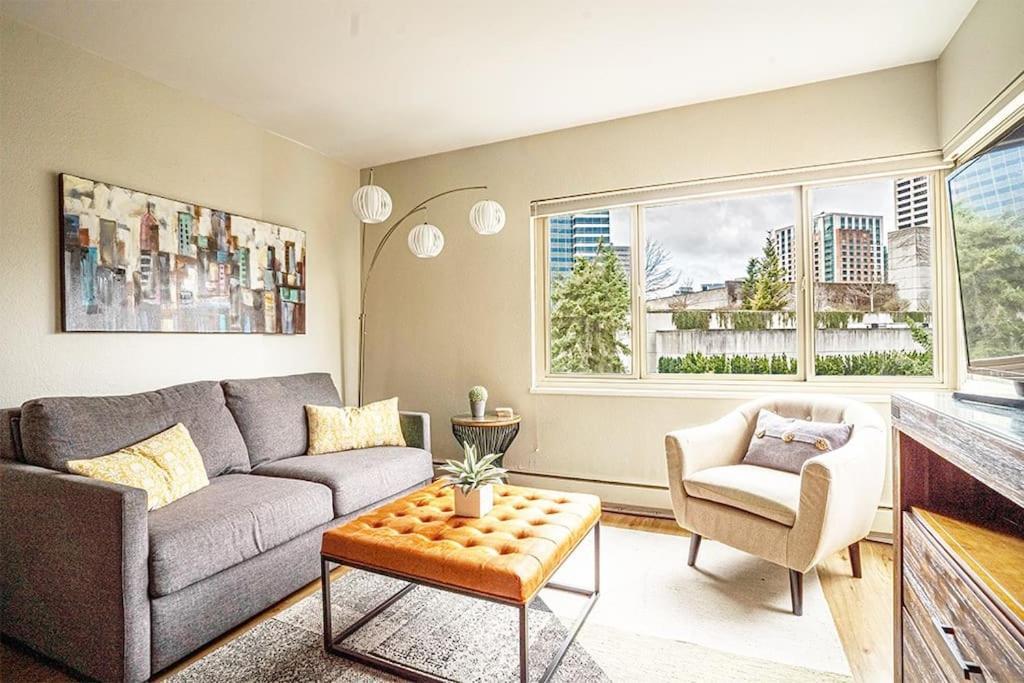 Eclectic Downtown & Cap Hill King Bed & Kitchen Ferienhaus Seattle